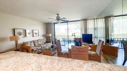 Remodeled One bd Ocean, AC,wifi, pool  A105 - Image 3