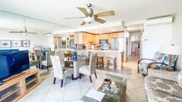 Remodeled One bd Ocean, AC,wifi, pool  A105 - Image 5