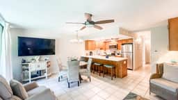Two Bd Grd Fl, AC, wifi, Pool, Hot Tub B103 - Image 2