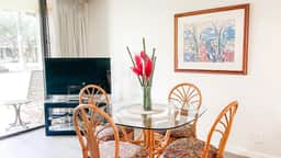 One Bd Grd Fl, AC, wifi, hot tub, pool C108 - Image 5
