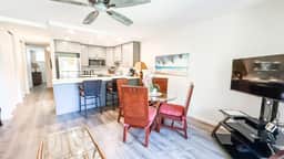One Bd Grd Fl, AC, wifi, Pool, Hot Tub, C109 - Image 5