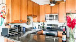 3 BD, Sleeps 8, Wifi, Pool, Hot Tub C311 - Image 4