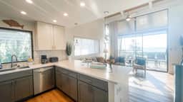 Stunning Ocean Two Bd Corner Condo,AC,Pool D301 - Image 4
