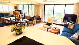 Stunning corner ONE bd Ocean,a/c,wifi,pool D207 - Image 3