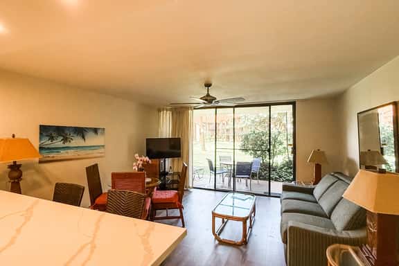 One Bd Grd Fl, AC, wifi, Pool, Hot Tub, C109 - Image 1