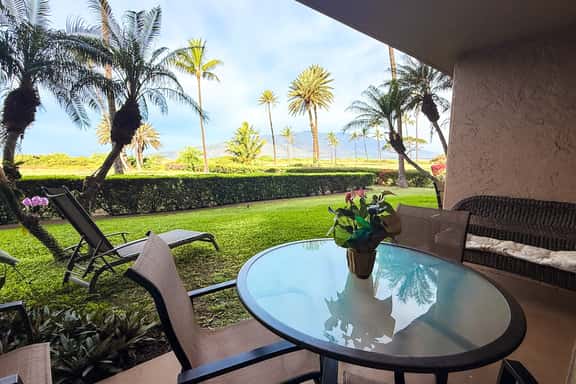 Lovely 2-bedroom condo with AC Luana Kai A104 - Image 1