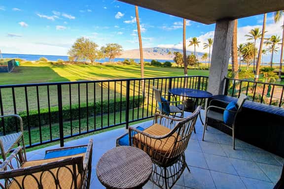 Stunning corner ONE bd Ocean,a/c,wifi,pool D207 - Image 1
