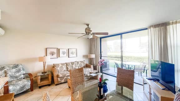 Remodeled One bd Ocean, AC,wifi, pool  A105 - Image 2