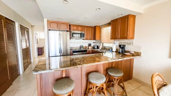Remodeled One bd Ocean, AC, wifi, pool A201 - Image 2