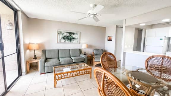 One Bd ocean view, Budget price, wifi, pool, A206 - Image 5