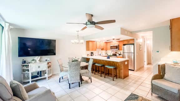 Two Bd Grd Fl, AC, wifi, Pool, Hot Tub B103 - Image 2
