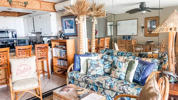 One Bd Partial Ocean, AC, wifi, Pool,Hot tub, B211 - Image 4