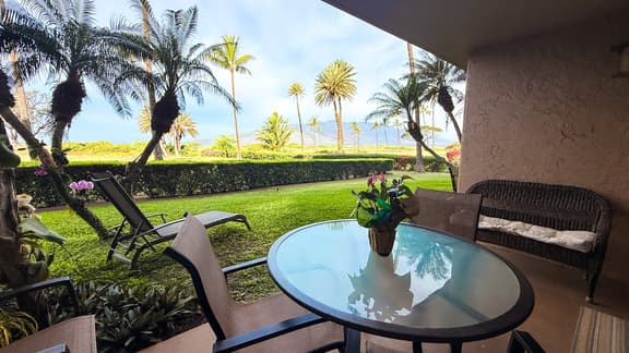 Lovely 2-bedroom condo with AC  Luana Kai A104 - Image 1